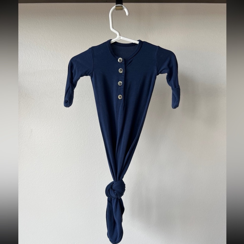 Lou Lou knotted gown